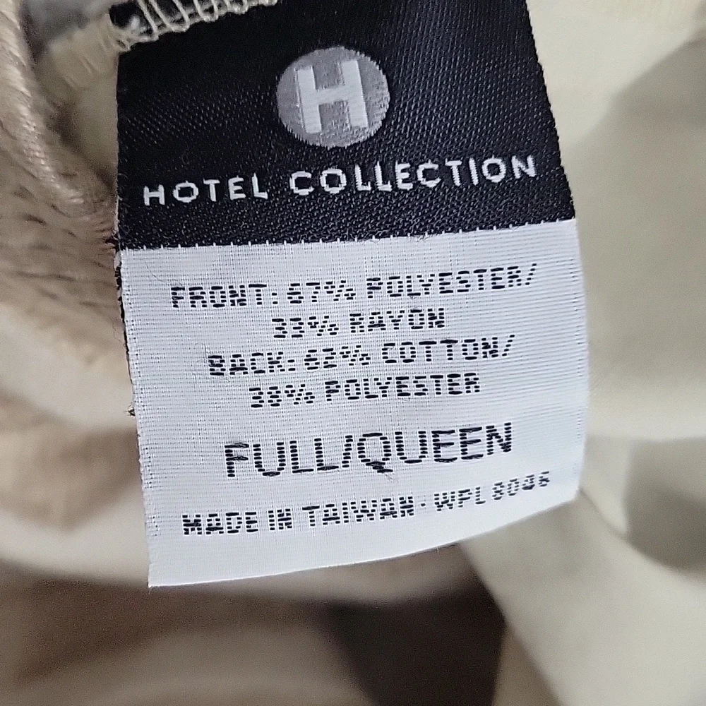 Hotel Collection Dimensions CHAMPAGNE Full / Queen Duvet